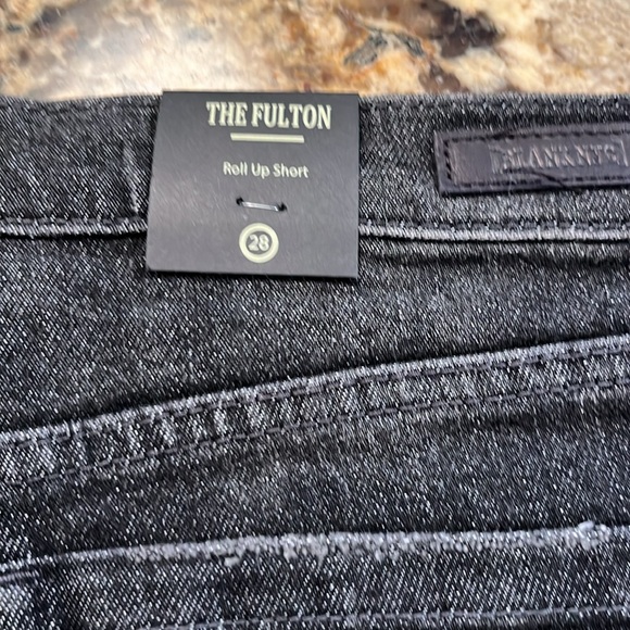 NWT Blank NYC The Fulton Distressed Roll Up Shorts - Picture 14 of 16